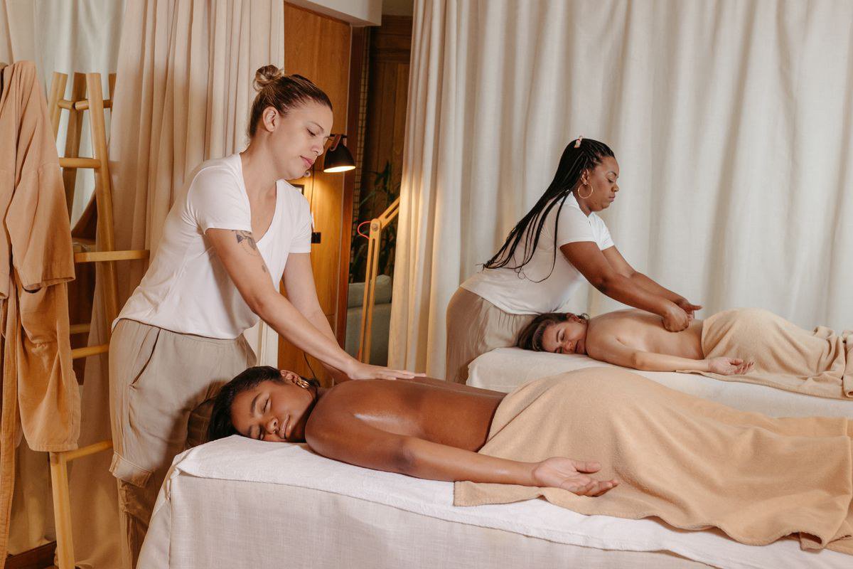 Cẩm Nang Chăm Sóc Bản Thân Cho Streamer Sau Mùa Giải: Vì Sao Nên Thử Massage VIP Nhất TPHCM Cẩm Nang Chăm Sóc Bản Thân Cho Streamer Sau Mùa Giải: Vì Sao Nên Thử Massage VIP Nhất TPHCM